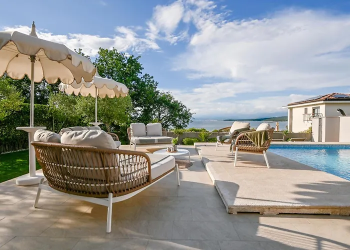 Prestige Deluxe By Interhome