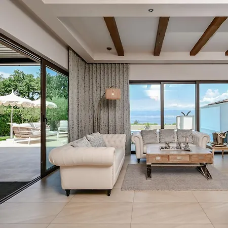 Dom wakacyjny Prestige Deluxe By Interhome