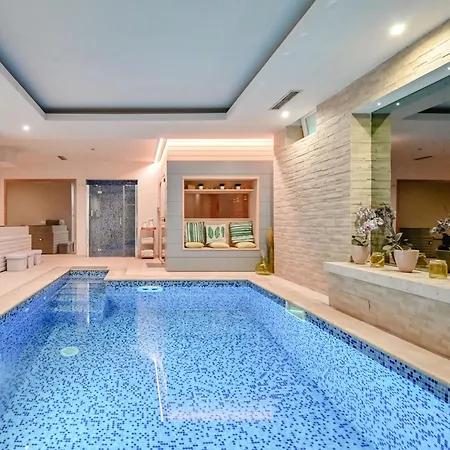 Dom wakacyjny Prestige Deluxe By Interhome